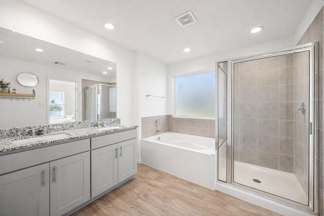 1318 Bison View Lane, Sealy, TX 77474