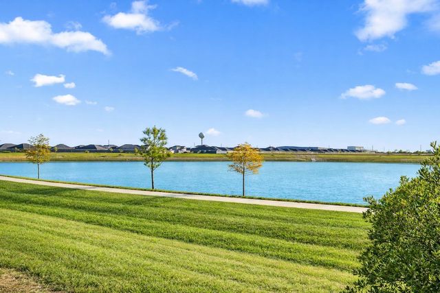 1318 Bison View Lane, Sealy, TX 77474