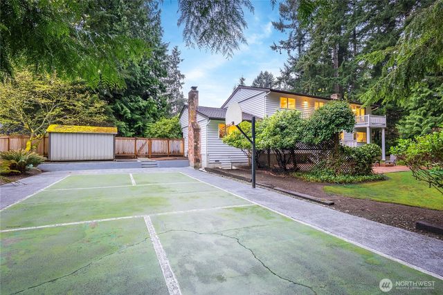 17811 7th Avenue W, Bothell, WA 98012