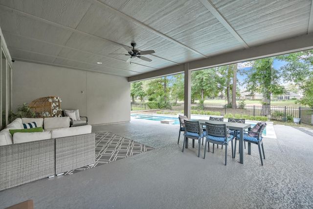 4792 W Fork Blvd, Conroe, TX 77304