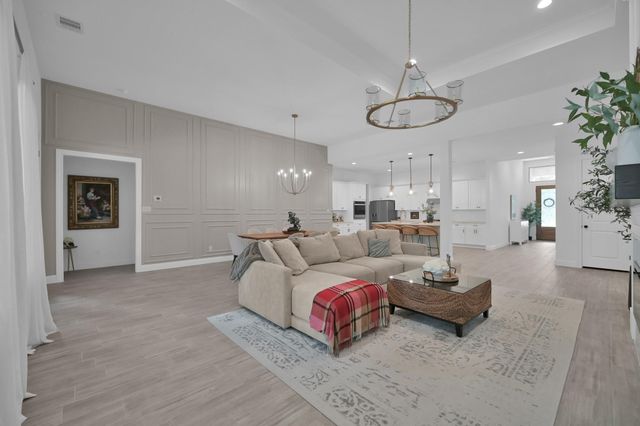 4792 W Fork Blvd, Conroe, TX 77304