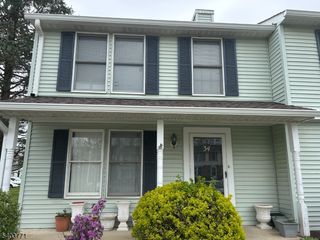 34 Ben Franklin Dr, Franklin Boro, NJ 07416