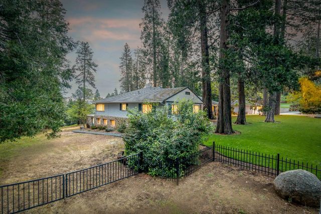 10340 Banner Lava Cap, Nevada City, CA 95959