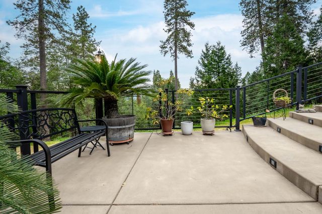 10340 Banner Lava Cap, Nevada City, CA 95959