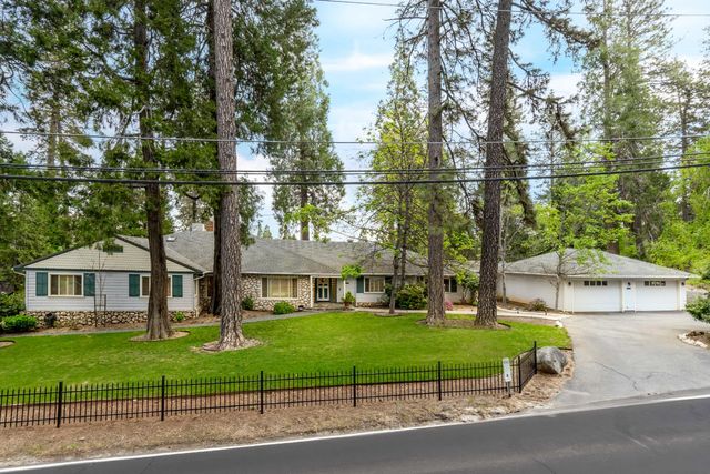 10340 Banner Lava Cap, Nevada City, CA 95959