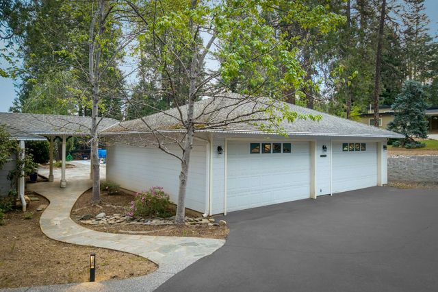 10340 Banner Lava Cap, Nevada City, CA 95959