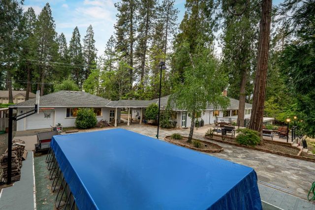 10340 Banner Lava Cap, Nevada City, CA 95959