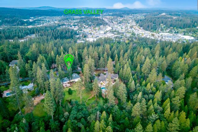 10340 Banner Lava Cap, Nevada City, CA 95959