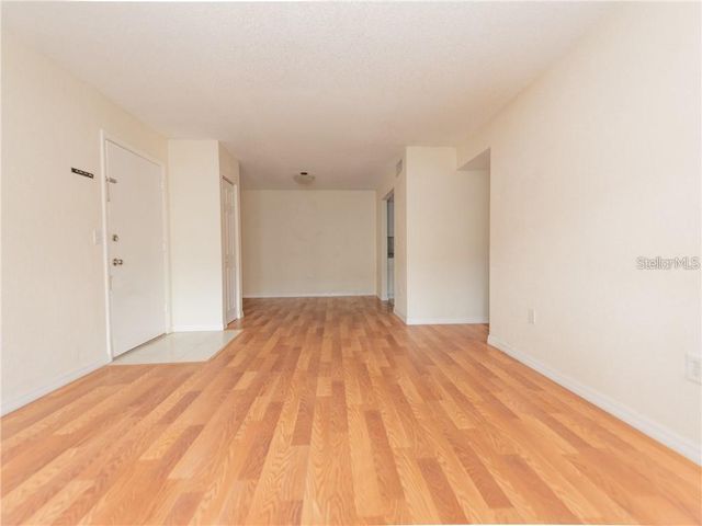 934 LAKE DESTINY ROAD D, Altamonte Springs, FL 32714