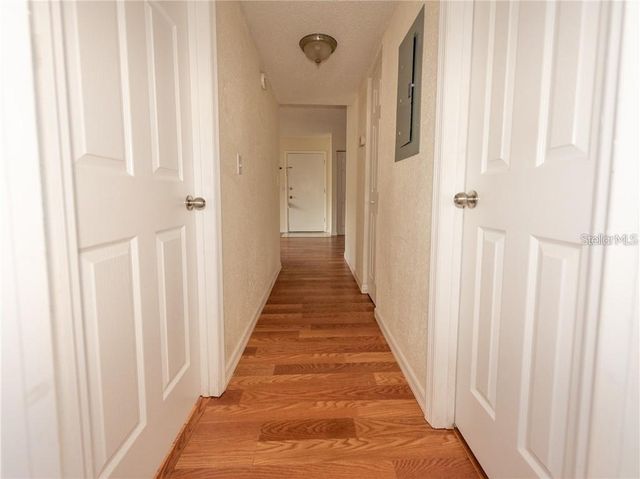 934 LAKE DESTINY ROAD D, Altamonte Springs, FL 32714