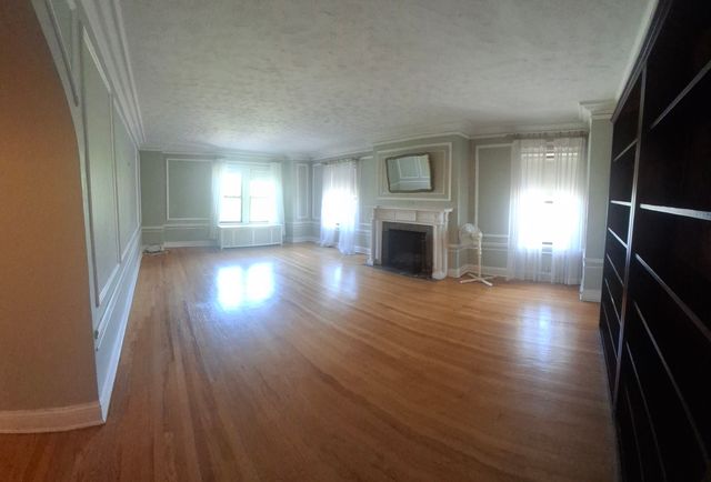 6700 S Crandon Avenue 3A, Chicago, IL 60649