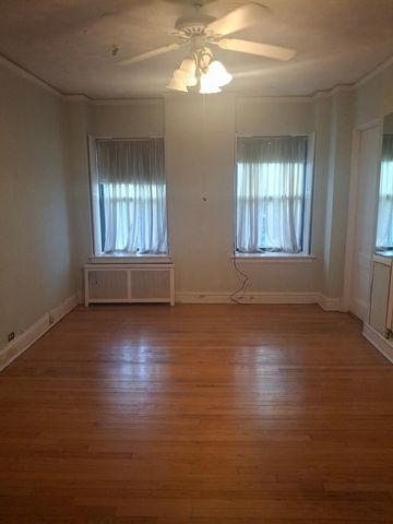 6700 S Crandon Avenue 3A, Chicago, IL 60649