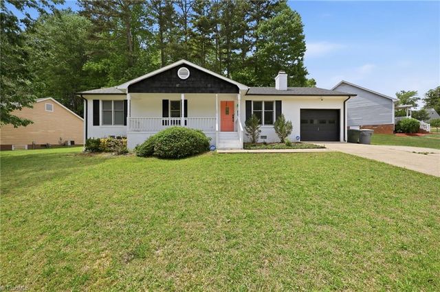 638 Woodland Circle, Asheboro, NC 27203