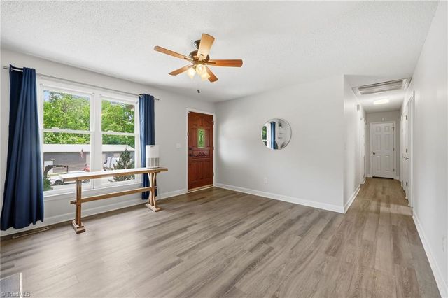 638 Woodland Circle, Asheboro, NC 27203