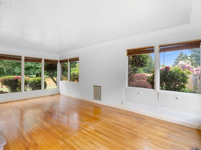 850 Ne 148TH Ave, Portland, OR 97230