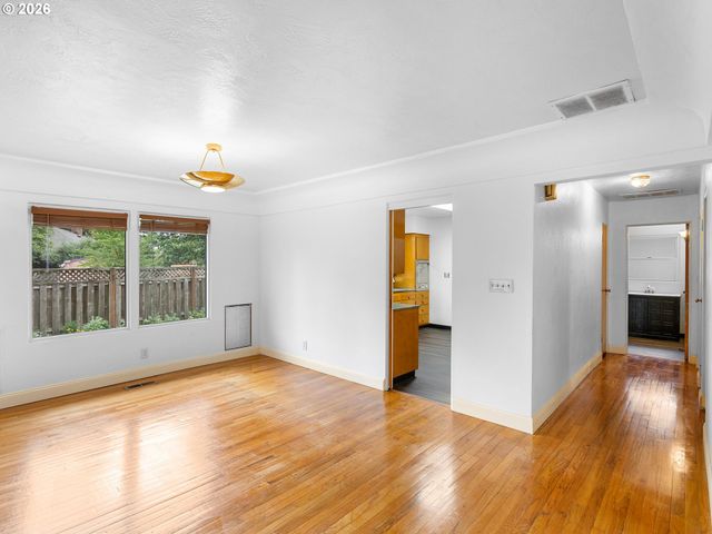 850 Ne 148TH Ave, Portland, OR 97230