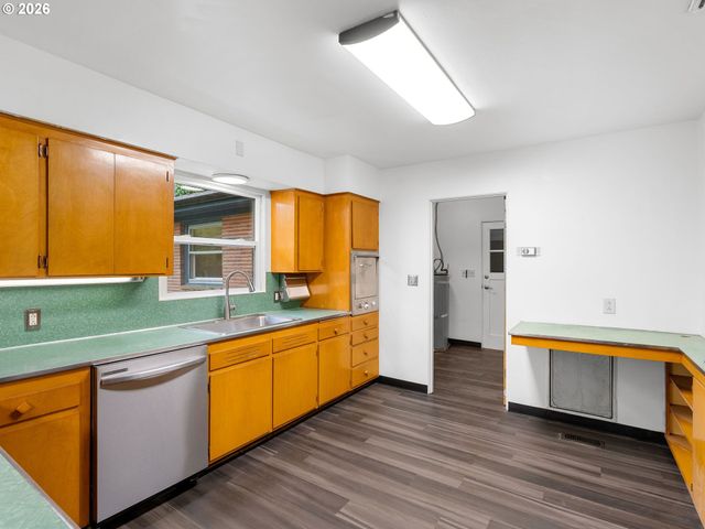 850 Ne 148TH Ave, Portland, OR 97230