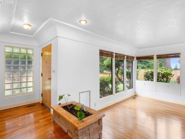 850 Ne 148TH Ave, Portland, OR 97230