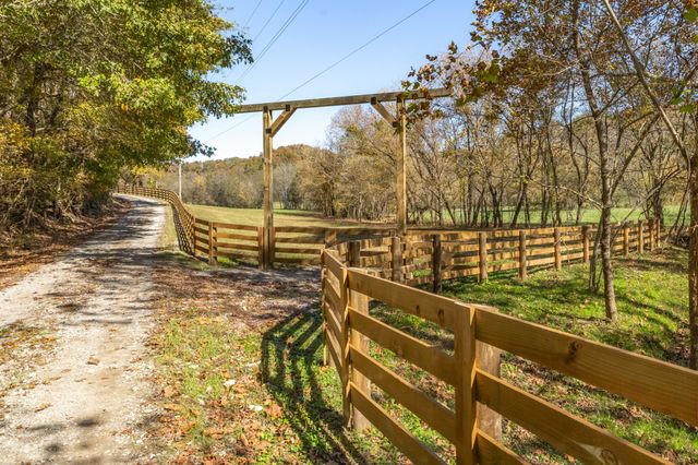 2 Tallent Road, Pulaski, TN 38478