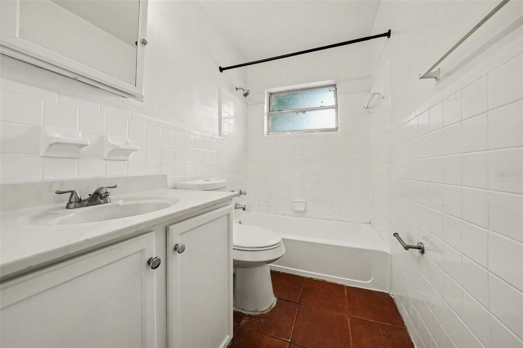 Image 16 of property listing at 4207 WD JUDGE DRIVE W, Orlando, FL 32808