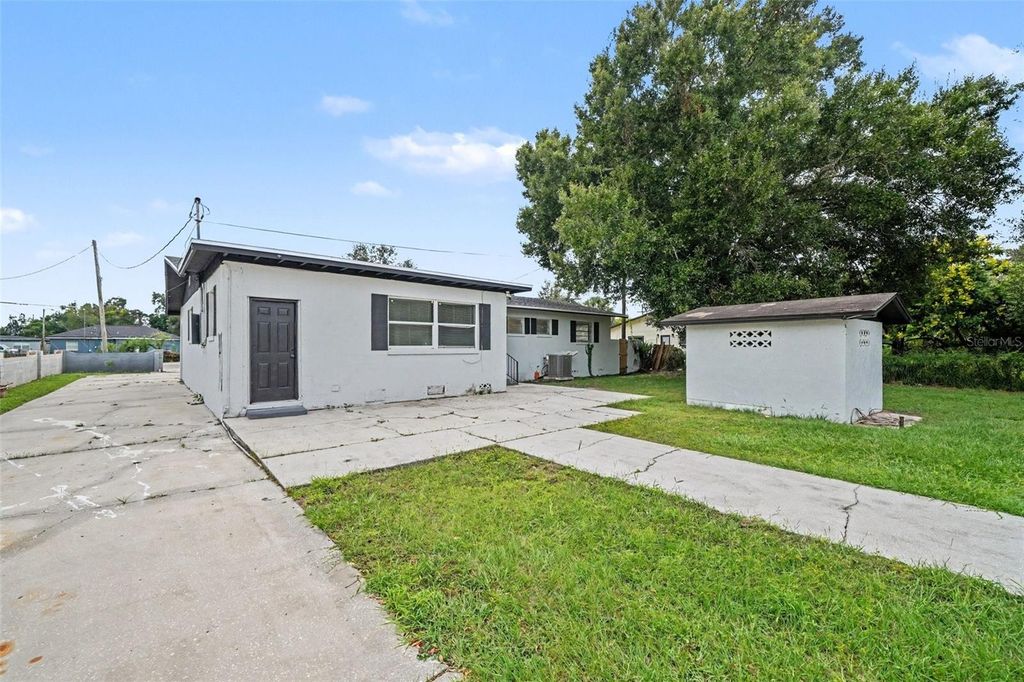 Image 20 of property listing at 4207 WD JUDGE DRIVE W, Orlando, FL 32808