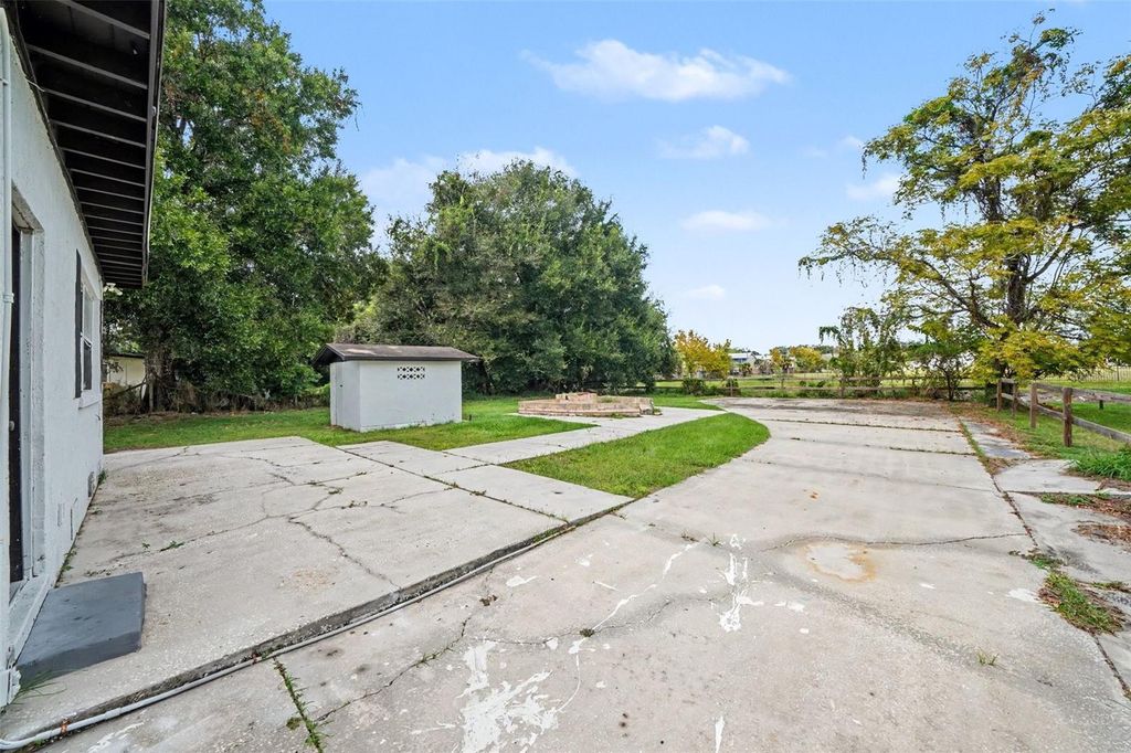 Image 21 of property listing at 4207 WD JUDGE DRIVE W, Orlando, FL 32808