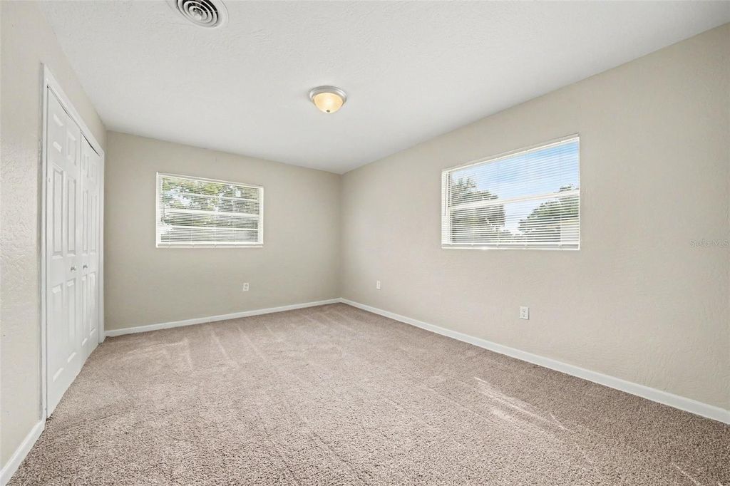 Image 10 of property listing at 4207 WD JUDGE DRIVE W, Orlando, FL 32808