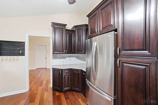 302 Jackson Lane, Middletown, OH 45044