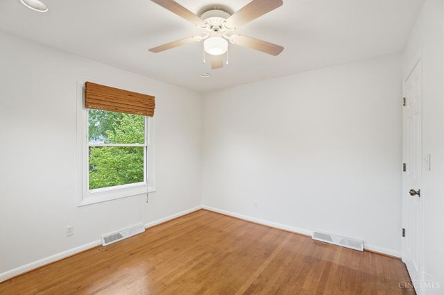 302 Jackson Lane, Middletown, OH 45044
