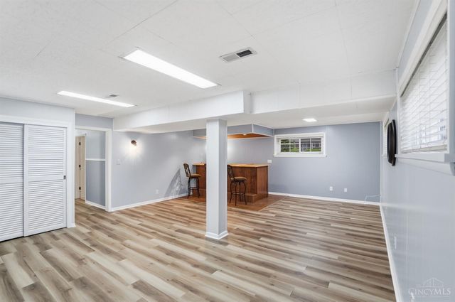 302 Jackson Lane, Middletown, OH 45044