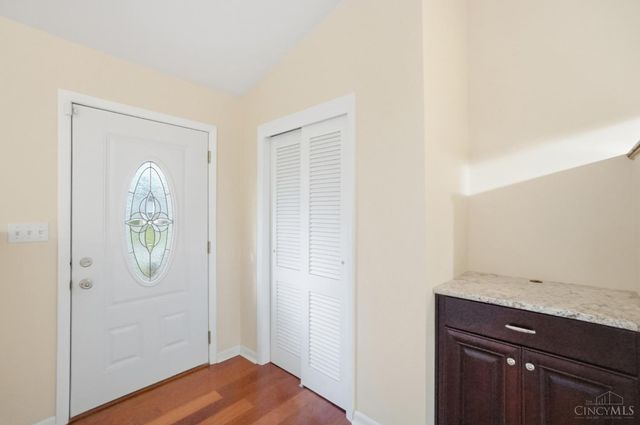 302 Jackson Lane, Middletown, OH 45044
