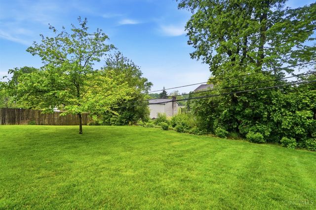 302 Jackson Lane, Middletown, OH 45044