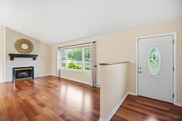 302 Jackson Lane, Middletown, OH 45044