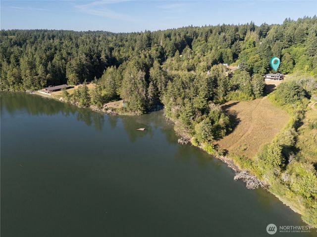 5415 Johnson Point Road NE, Olympia, WA 98516