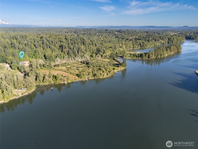 5415 Johnson Point Road NE, Olympia, WA 98516