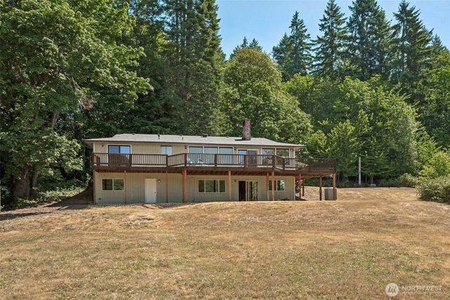 5415 Johnson Point Road NE, Olympia, WA 98516