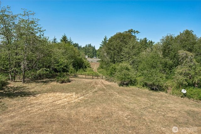 5415 Johnson Point Road NE, Olympia, WA 98516