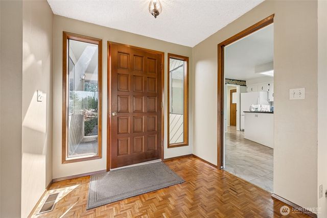 5415 Johnson Point Road NE, Olympia, WA 98516