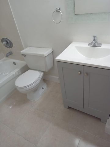 7401 SW 152nd Ave 205-1, Miami, FL 33193