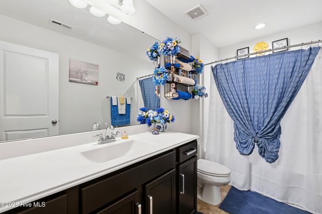 106 Periwinkle Street, Saint Helena, NC 28425