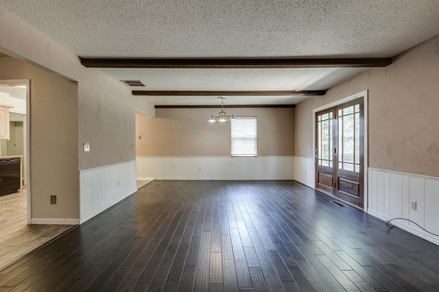 11007 Greystone Avenue, Oklahoma City, OK 73120