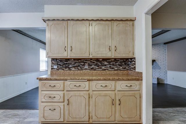 11007 Greystone Avenue, Oklahoma City, OK 73120
