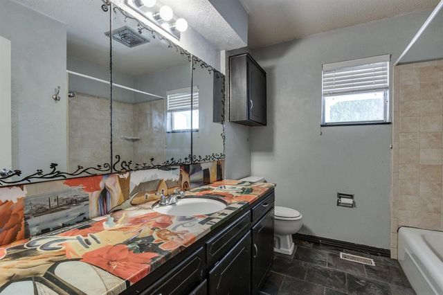 11007 Greystone Avenue, Oklahoma City, OK 73120