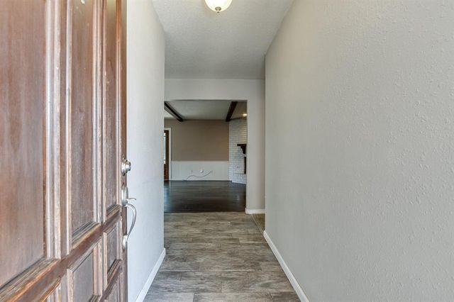 11007 Greystone Avenue, Oklahoma City, OK 73120