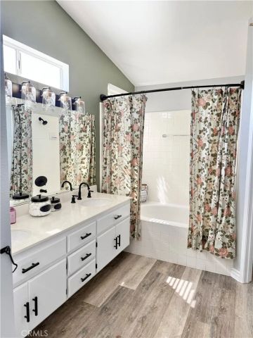 25417 CLOVER GLEN CIR, Murrieta, CA 92563