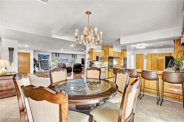 5881 South Sandhill Road, Las Vegas, NV 89120