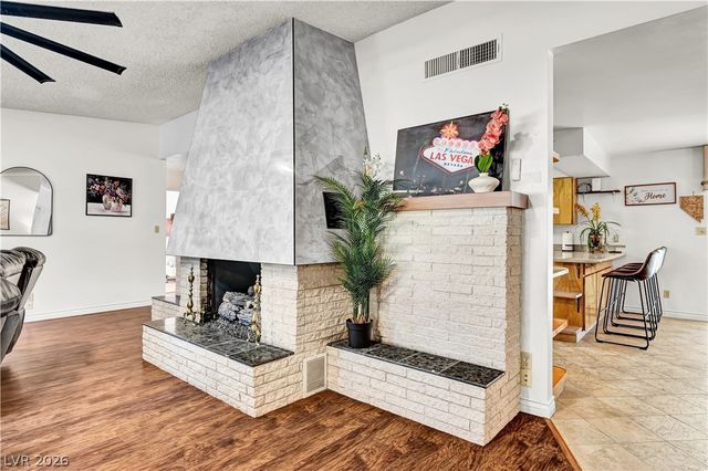 5881 South Sandhill Road, Las Vegas, NV 89120