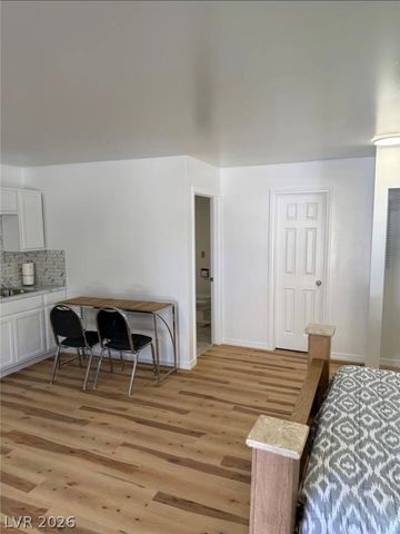 5881 South Sandhill Road, Las Vegas, NV 89120