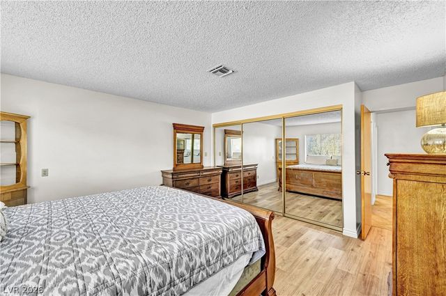 5881 South Sandhill Road, Las Vegas, NV 89120