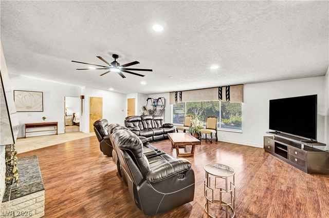 5881 South Sandhill Road, Las Vegas, NV 89120